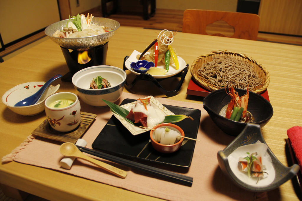 Masutomi Ryokan Хаконе Екстериор снимка